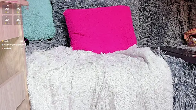 stelleknox  online show from March 2025 01:32:02 AM