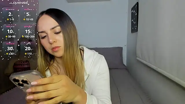 sophi mooreno online show from June 2026 12:54:01 AM