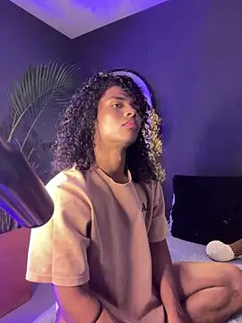 Snapshot of Lucas_eevans chatting on November 2025 01:20:02 AM Lucas eevans online show from November 2025 01:20:02 AM