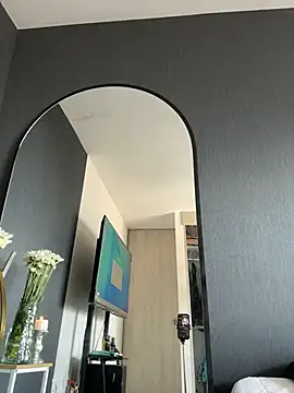 Lucas eevans online show from April 2026 01:23:01 PM