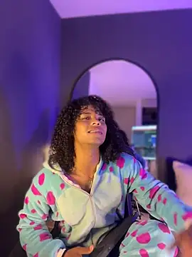 Lucas eevans online show from April 2026 01:12:02 PM