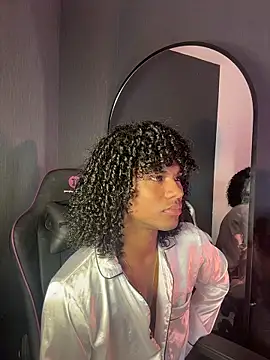 Snapshot of Lucas_eevans chatting on February 2026 12:55:01 PM Lucas eevans online show from February 2026 12:55:01 PM