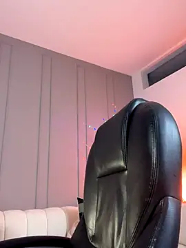 Frank Farrell online show from November 2025 01:39:02 AM