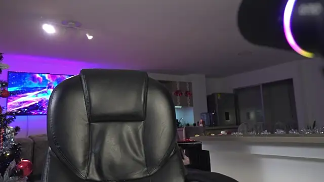 Frank Farrell online show from December 2025 03:55:01 AM