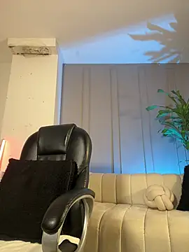 Frank Farrell online show from April 2026 05:47:01 PM