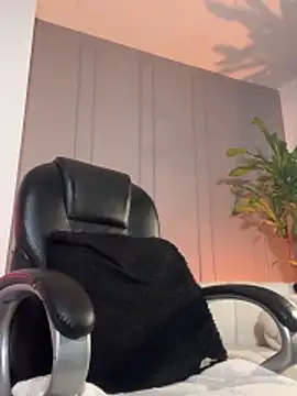 Frank Farrell online show from April 2026 07:09:01 PM