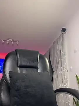 Frank Farrell online show from February 2026 06:42:02 AM