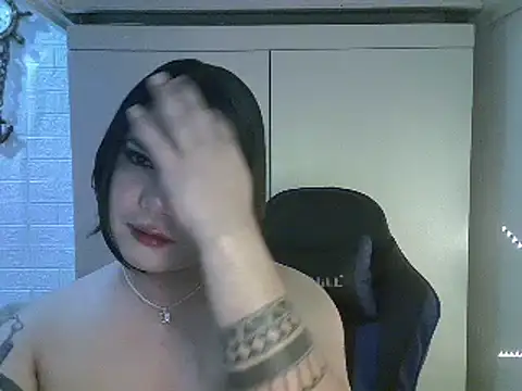 StrawberryWine07 online show from February 2025 09:22:01 AM