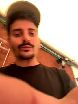 mrtnivnn online show from November 2025 09:53:01 PM