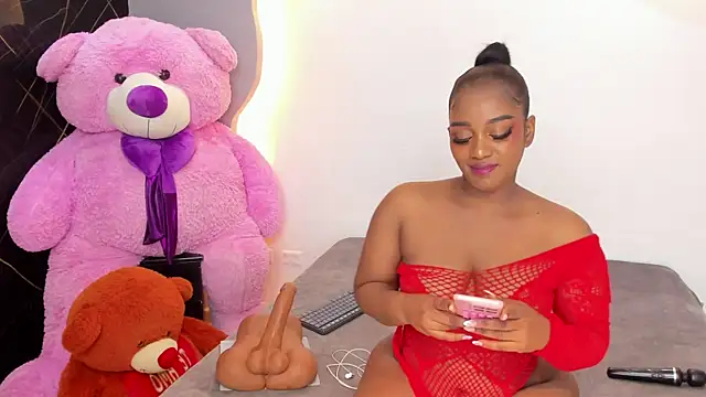 Snapshot of ArianaBlackk chatting on June 2026 12:33:01 PM ArianaBlackk online show from June 2026 12:33:01 PM
