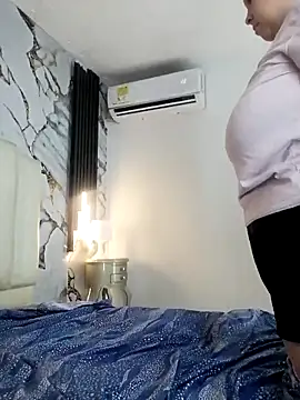 Snapshot of mollieblue69 chatting on October 2025 01:02:01 PM mollieblue69 online show from October 2025 01:02:01 PM