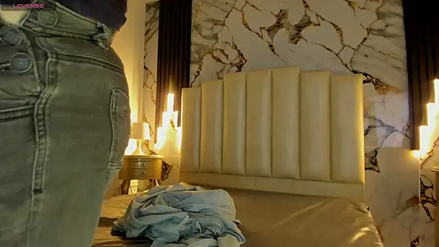 Snapshot of mollieblue69 chatting on September 2025 12:49:02 PM mollieblue69 online show from September 2025 12:49:02 PM