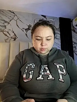 Snapshot of mollieblue69 chatting on November 2025 12:59:03 PM mollieblue69 online show from November 2025 12:59:03 PM