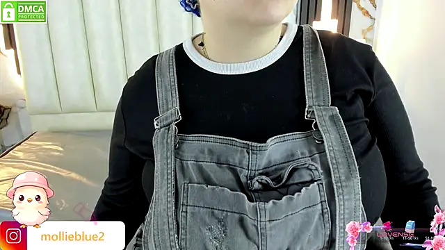 Snapshot of mollieblue69 chatting on September 2025 12:42:02 PM mollieblue69 online show from September 2025 12:42:02 PM