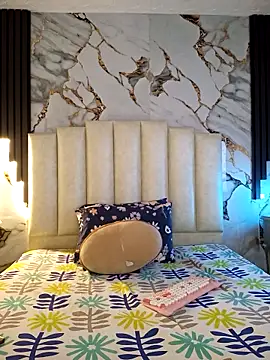 mollieblue69 online show from February 2026 01:00:02 PM