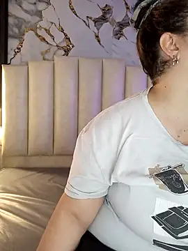 mollieblue69 online show from February 2026 12:55:01 PM