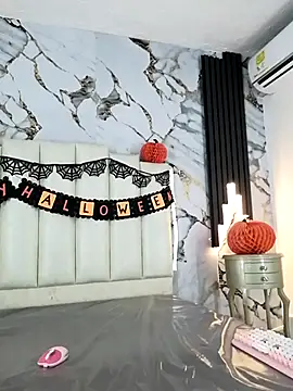 Snapshot of mollieblue69 chatting on October 2025 12:57:02 PM mollieblue69 online show from October 2025 12:57:02 PM