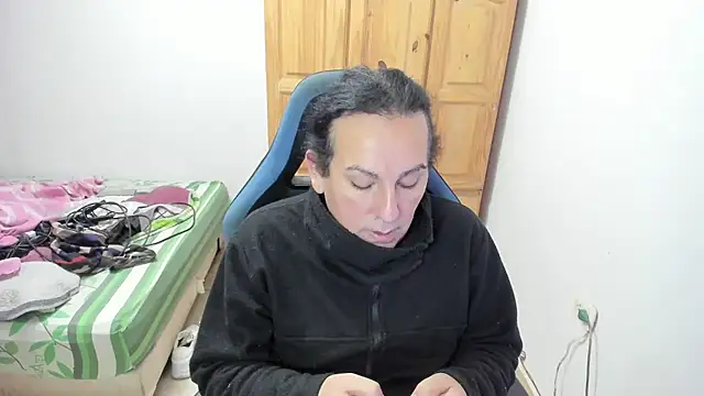 Snapshot of veronikstrixx chatting on July 2026 12:50:02 PM veronikstrixx online show from July 2026 12:50:02 PM