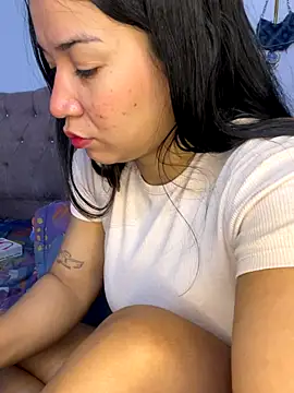 Lizzi 049 online show from November 2025 07:03:01 PM