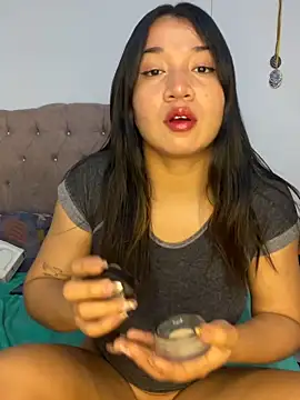 Lizzi 049 online show from December 2025 11:08:01 PM