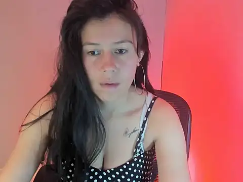 sandyquinnxx online show from December 2025 05:51:01 PM