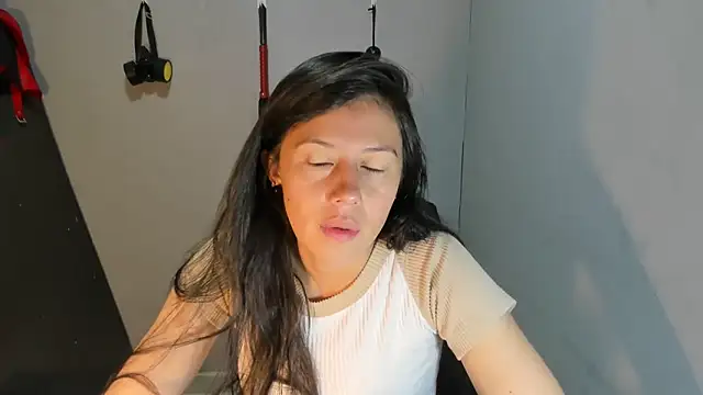 sandyquinnxx online show from March 2026 04:19:01 PM