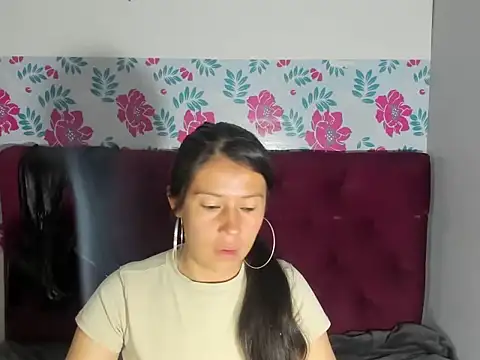 sandyquinnxx online show from October 2025 04:50:01 PM