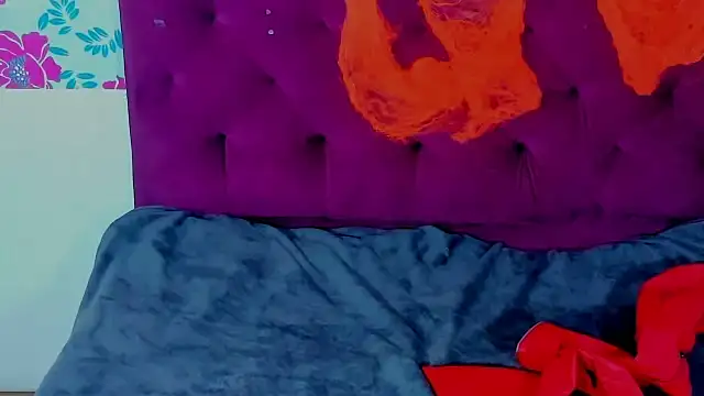 sandyquinnxx online show from October 2025 03:30:01 PM