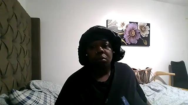 Snapshot of prettypaidkash chatting on October 2025 12:55:01 AM prettypaidkash online show from October 2025 12:55:01 AM