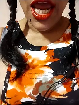 Snapshot of tharu_sweet chatting on May 2026 05:49:01 PM tharu sweet online show from May 2026 05:49:01 PM