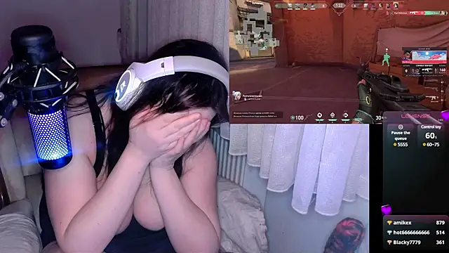 Lia-Bloom online show from December 2024 07:46:02 PM