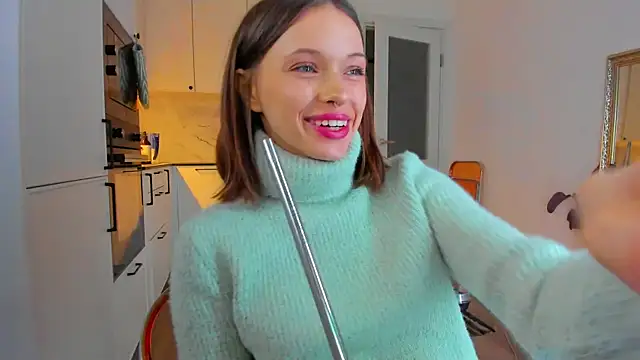 Kossie  online show from February 2025 02:21:01 PM