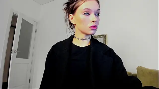 Kossie  online show from October 2025 06:21:01 PM