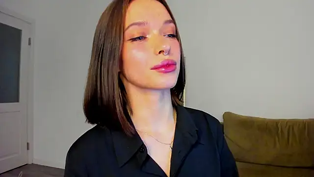 Kossie  online show from November 2025 09:51:01 PM