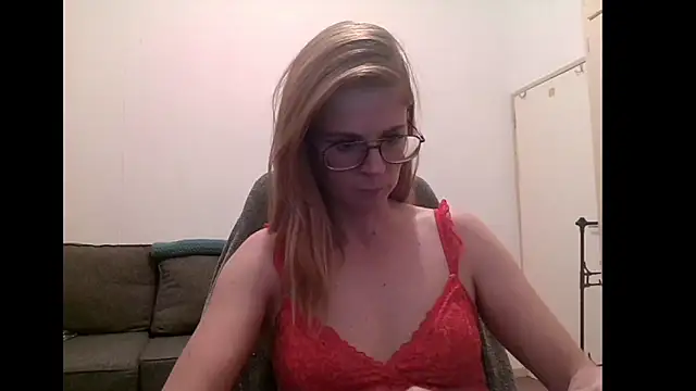 Snapshot of SavannaGirly chatting on September 2025 06:53:01 PM SavannaGirly online show from September 2025 06:53:01 PM
