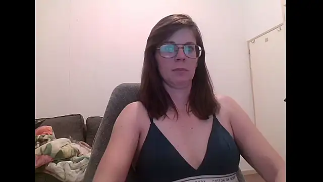 SavannaGirly online show from February 2026 08:37:02 PM