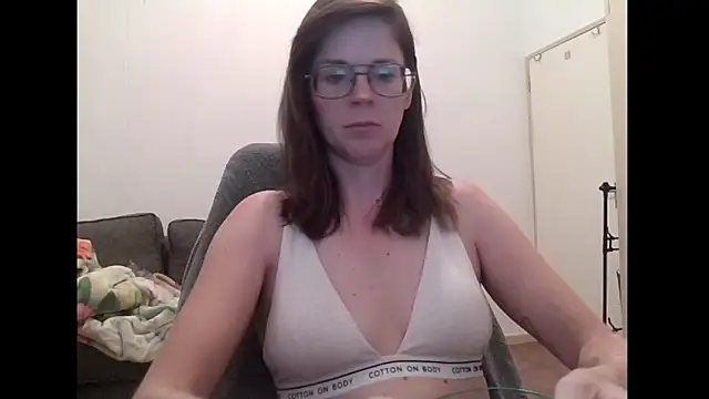 SavannaGirly online show from February 2026 10:34:02 AM