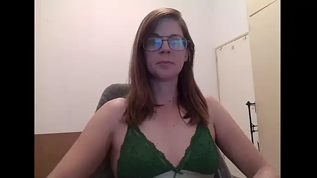 SavannaGirly online show from April 2026 07:03:02 AM