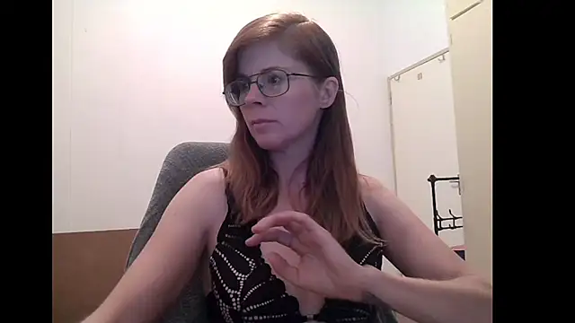 SavannaGirly online show from May 2026 06:54:02 AM