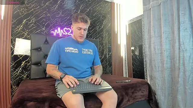 keane lee online show from October 2025 12:59:02 PM