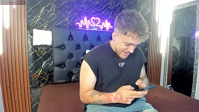 keane lee online show from October 2025 12:48:02 PM