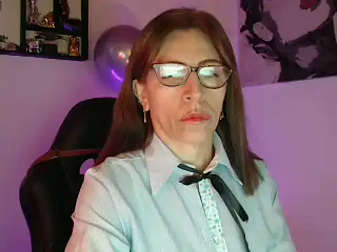 Snapshot of Chayla_Ruiz chatting on March 2025 09:26:02 PM Chayla Ruiz online show from March 2025 09:26:02 PM