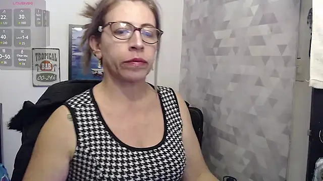 Snapshot of Chayla_Ruiz chatting on September 2025 07:13:01 PM Chayla Ruiz online show from September 2025 07:13:01 PM