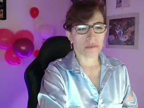 Snapshot of Chayla_Ruiz chatting on February 2025 12:10:02 PM Chayla Ruiz online show from February 2025 12:10:02 PM