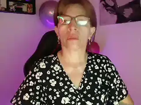 Snapshot of Chayla_Ruiz chatting on March 2025 01:00:01 PM Chayla Ruiz online show from March 2025 01:00:01 PM