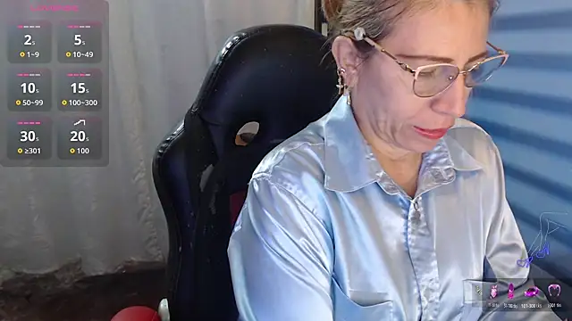 Chayla Ruiz online show from May 2026 10:36:01 AM