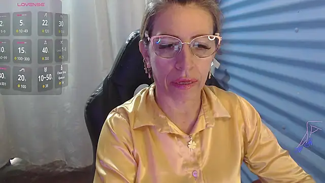 Chayla Ruiz online show from June 2026 01:23:01 PM