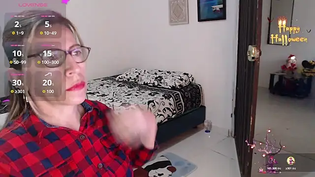 Chayla Ruiz online show from October 2025 12:48:02 PM