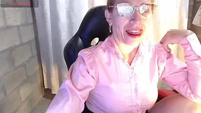 Chayla Ruiz online show from March 2026 11:27:01 AM