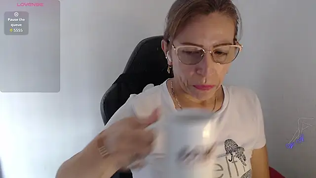 Chayla Ruiz online show from July 2026 02:54:01 PM